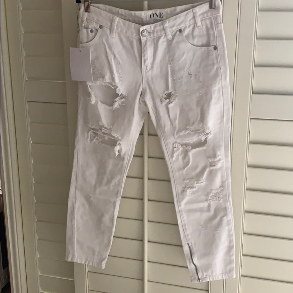 NWT Trashed Freebird One Teaspoon white denim jean